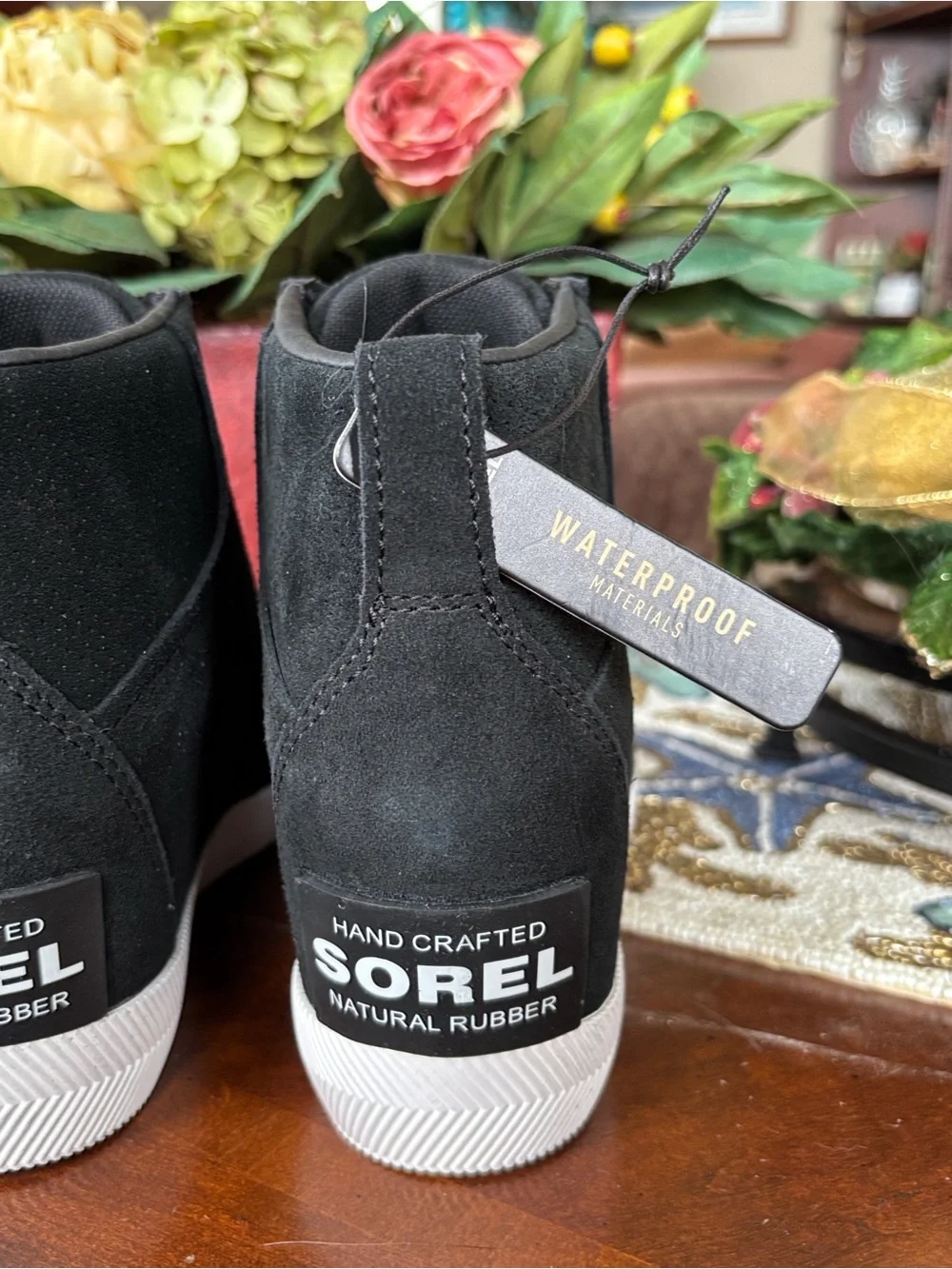 NIB Sorel Out 'N About Pull On Wedge Boots Black Genuine Suede Waterproof Ankle